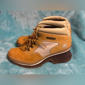 Timberland Wheat/ Tan Nubuck ankle Boots